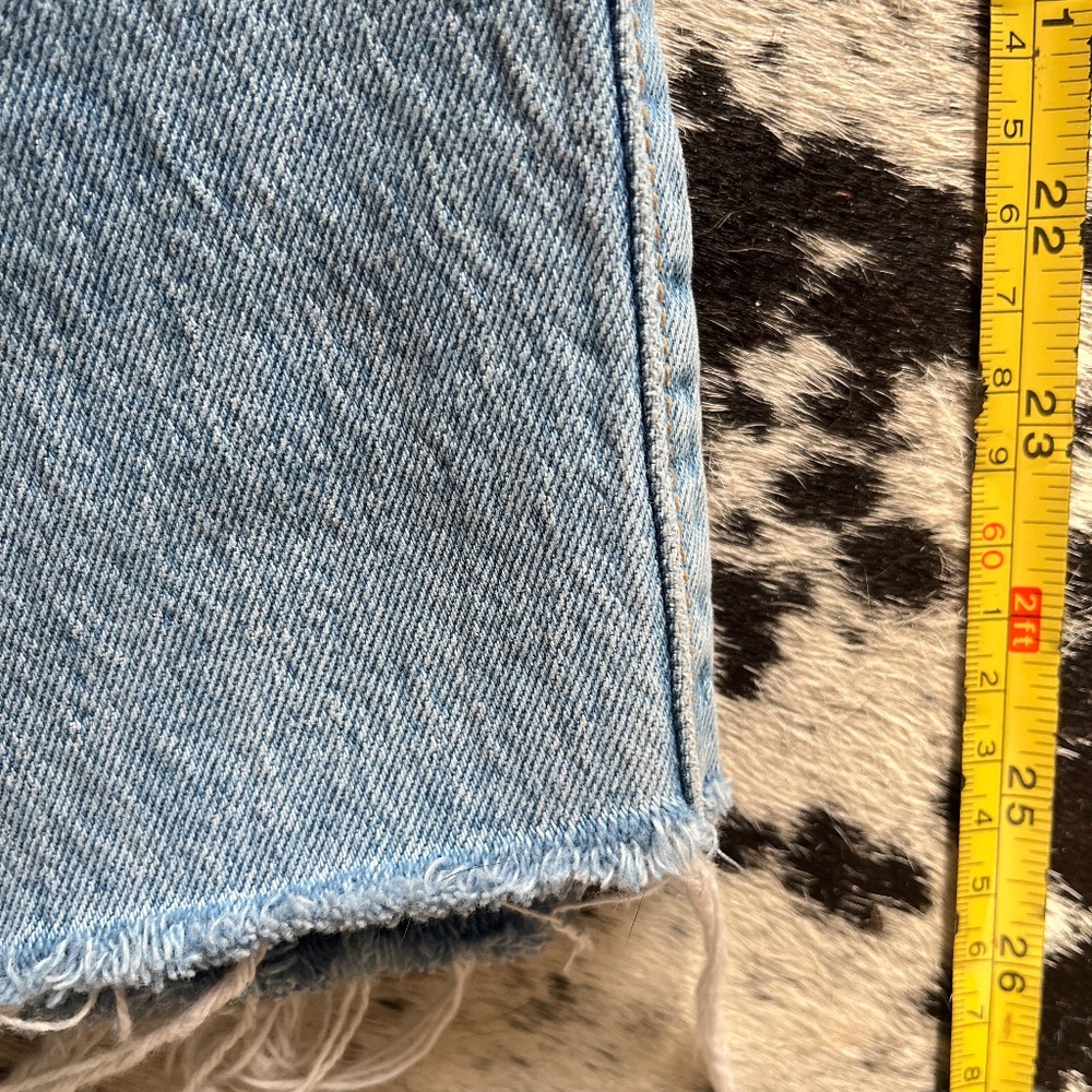 Levi Wedgie Straight 33 waist. Inseam 25” Raw hem - Picture 2 of 7
